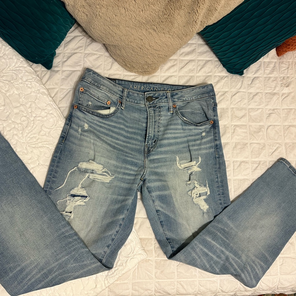Men’s American Eagle Distressed Jeans